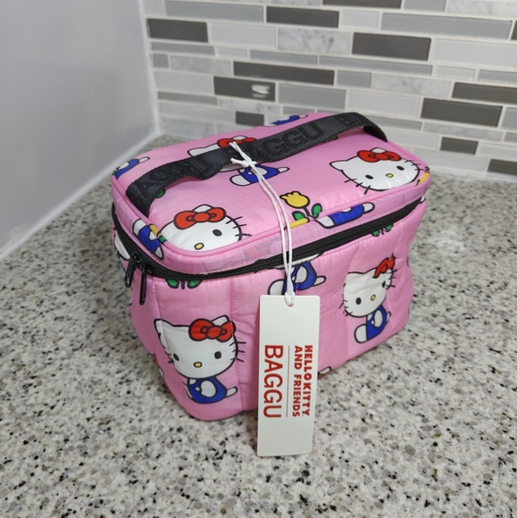 NEW Baggu Puffy Lunch Bag (Hello kitty pink) - Picture 3 of 8